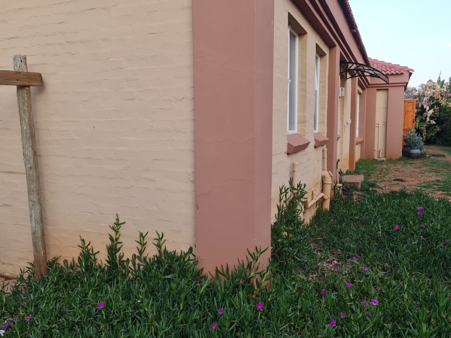 To Let 3 Bedroom Property for Rent in Langenhovenpark Free State